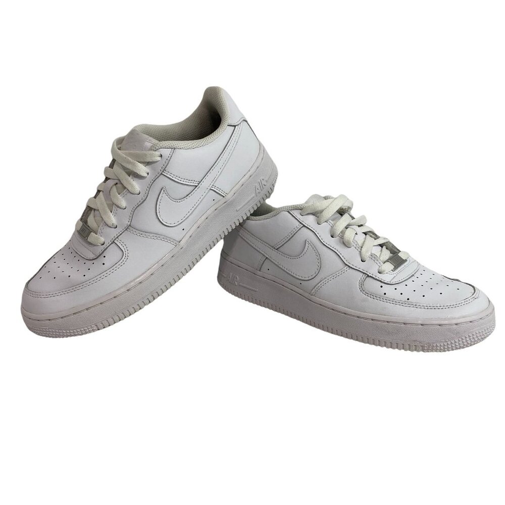 Nike Air Force 1 Triple White Shoes DH2920-111 Boys Size 7Y 2020